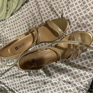 Idifu gold sparkles heels